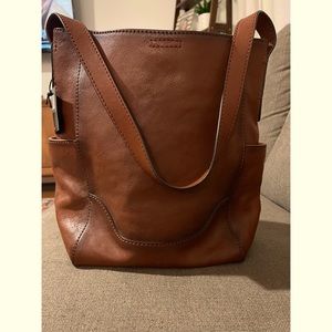 FRYE LEATHER SIDE POCKET HOBO